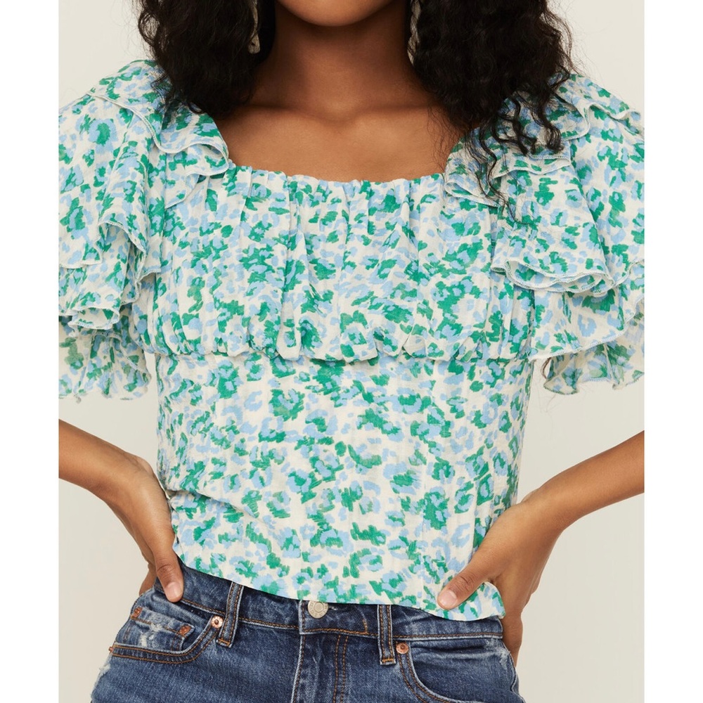 MOLLY BRACKEN FLORAL PATTERN RUFFLE SLEEVE TOP